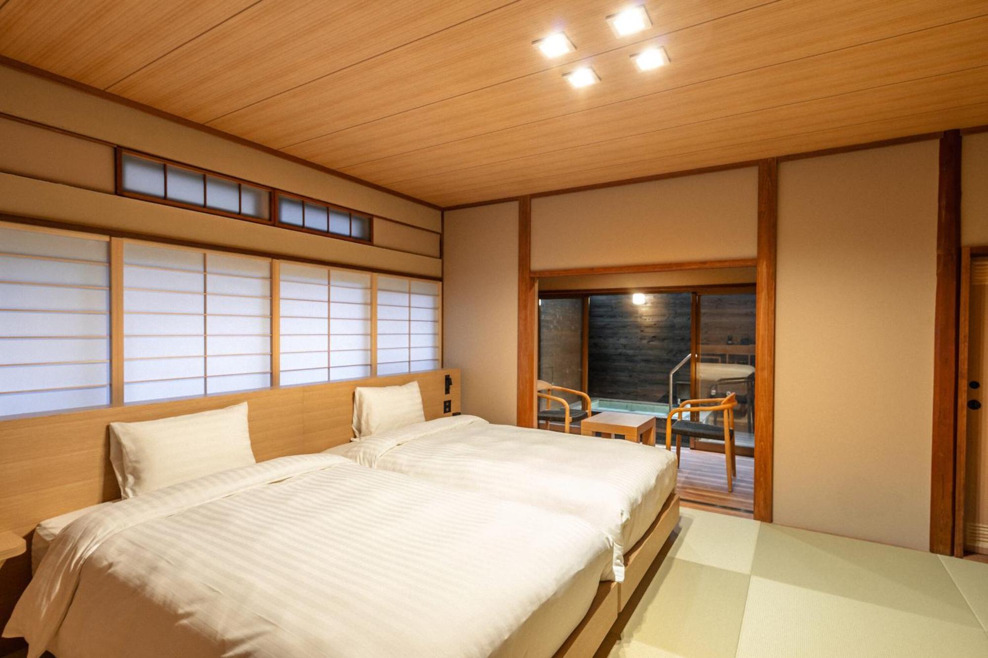 源泉掛け流しの宿albergo湯楽 Yugawara Exterior foto