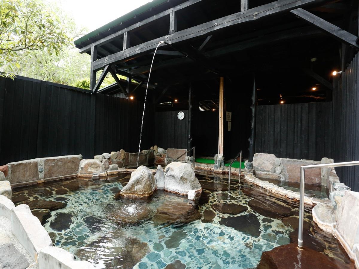 源泉掛け流しの宿albergo湯楽 Yugawara Exterior foto